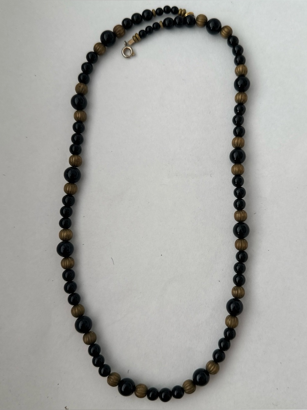 VINTAGE BLACK BEADED NECKLACE